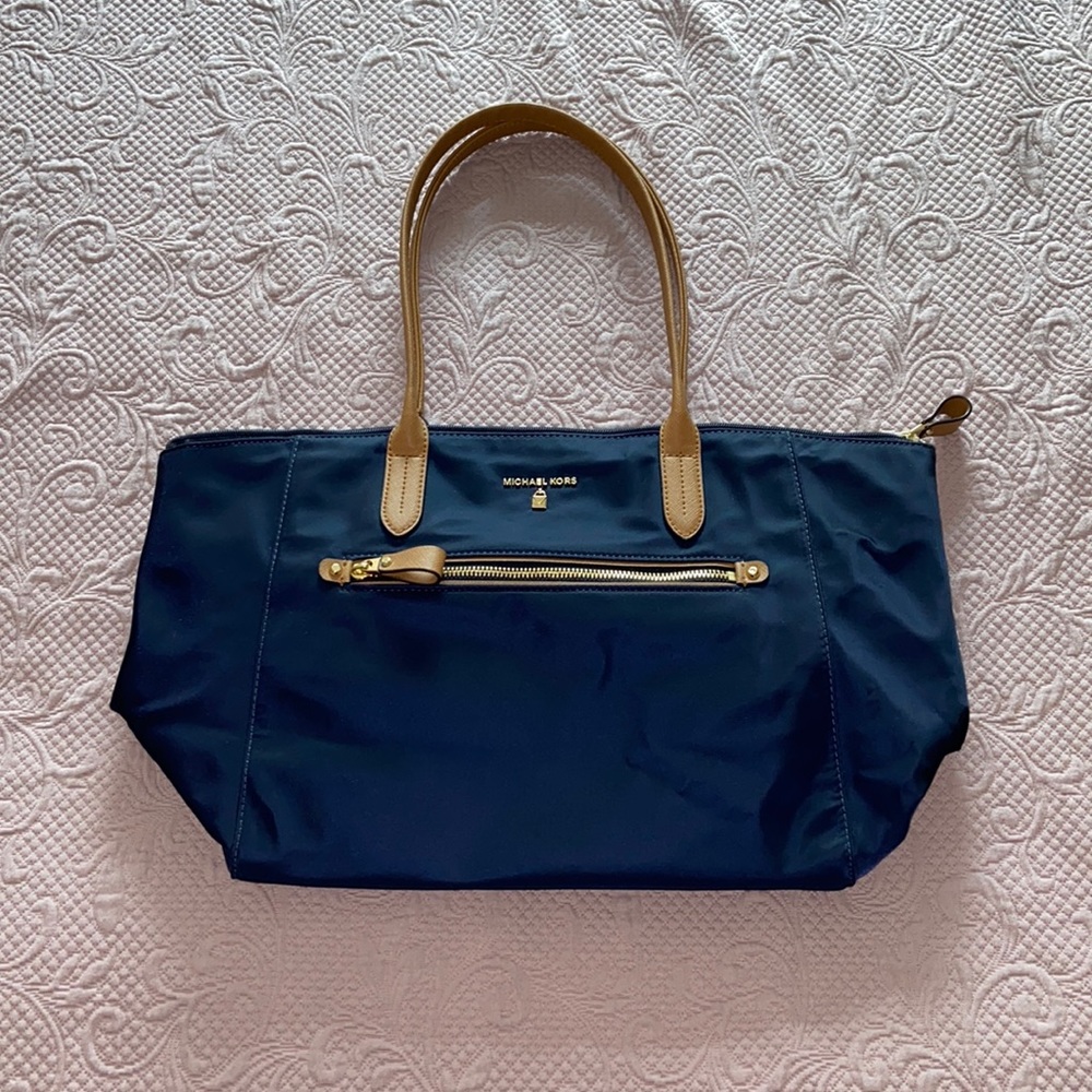 Michael Kors - Kelcey Nylon Tote Bag (Navy Blue)